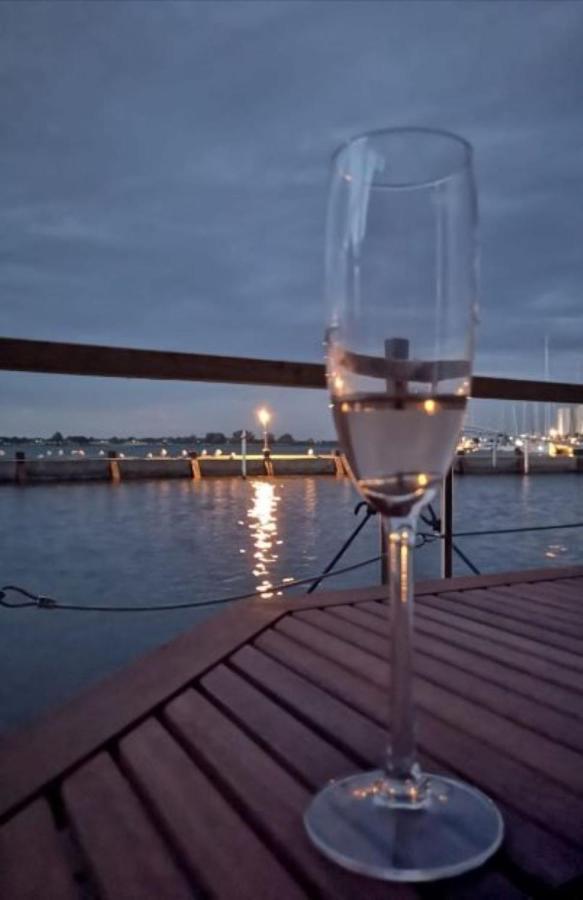 Hausboot Isa-Bella Hotel Burg  Buitenkant foto